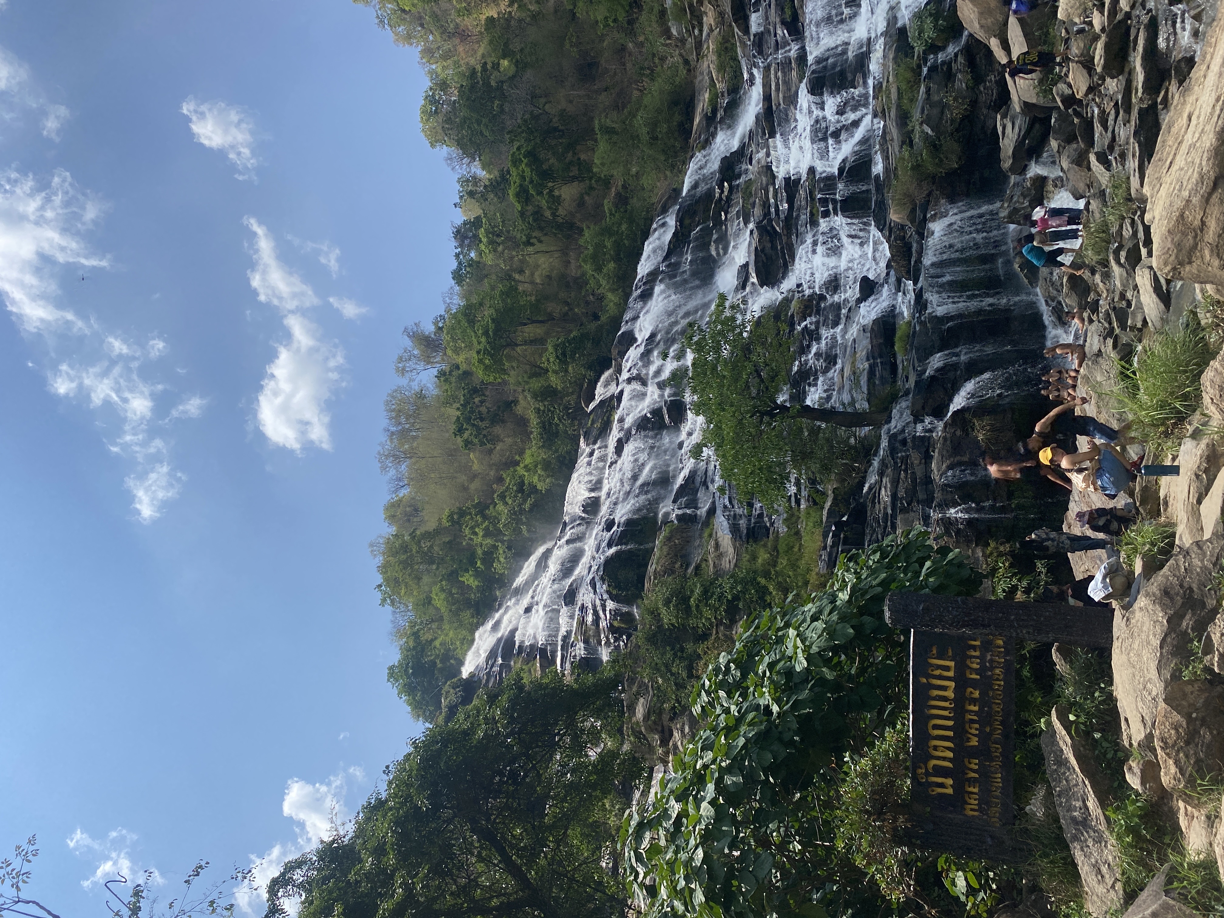 Mae Ya Waterfall